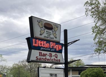 Little Pigs Sign.JPG